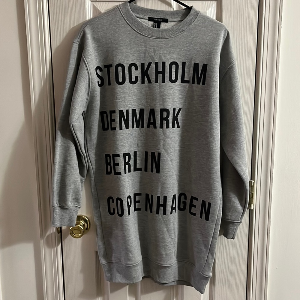 Forever 21 sweatshirt